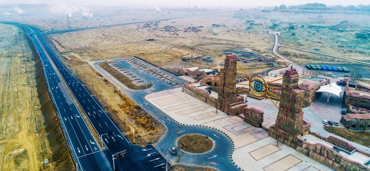 URUMQI – CAO TỐC SA MẠC –HẢI QUỶ THÀNH- LÀNG HOÀ MỤC - KANAS – BÃI NGŨ SẮC – THÀNH PHỐ MA- HỒ SAYRAM – YINING #5